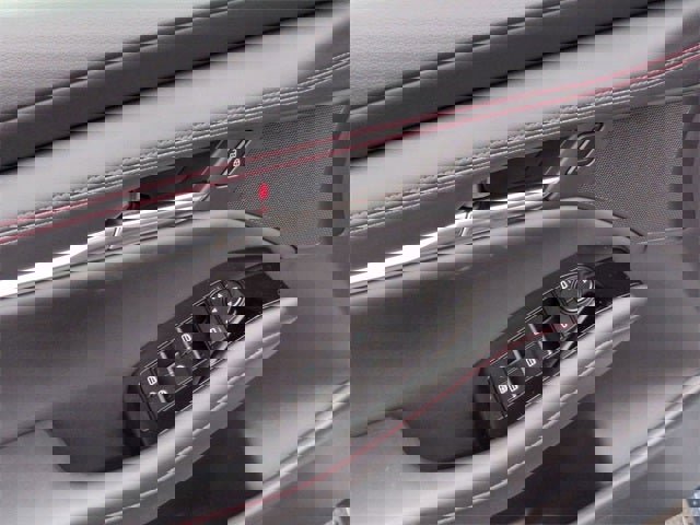 New 2025 MAZDA MAZDA3 Carbon image 28