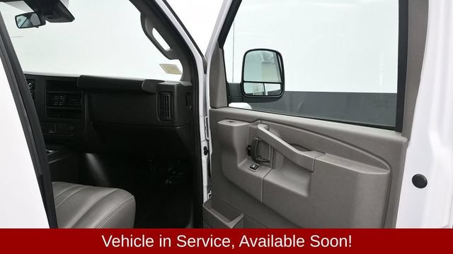 Used 2024 Chevrolet Express 3500 LS RWD image 9