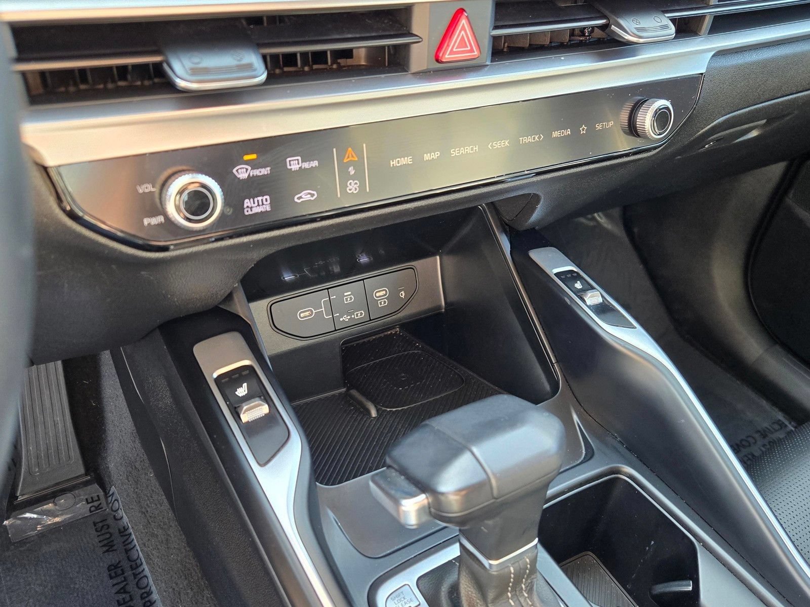 Used 2024 Kia Sorento X-Line EX AWD/4WD image 19