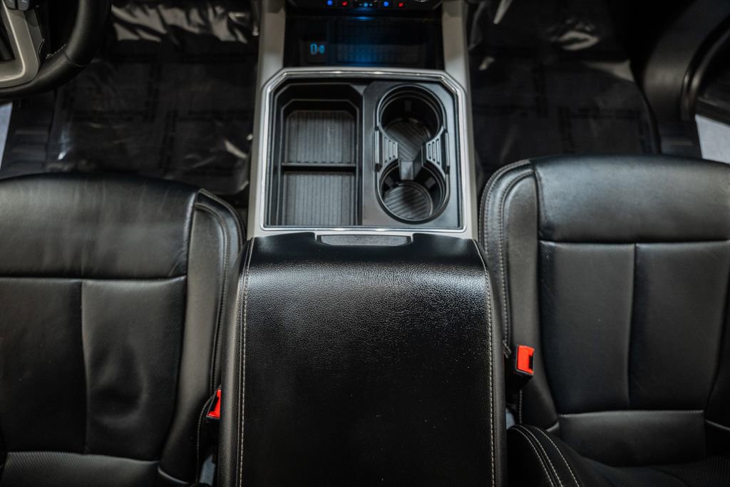 Used 2021 Ford F350 Lariat image 29