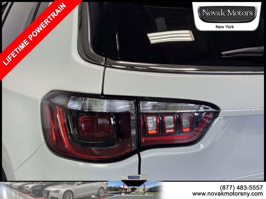 Used 2023 Jeep Compass Limited w/ Sun and Sound Group image 4