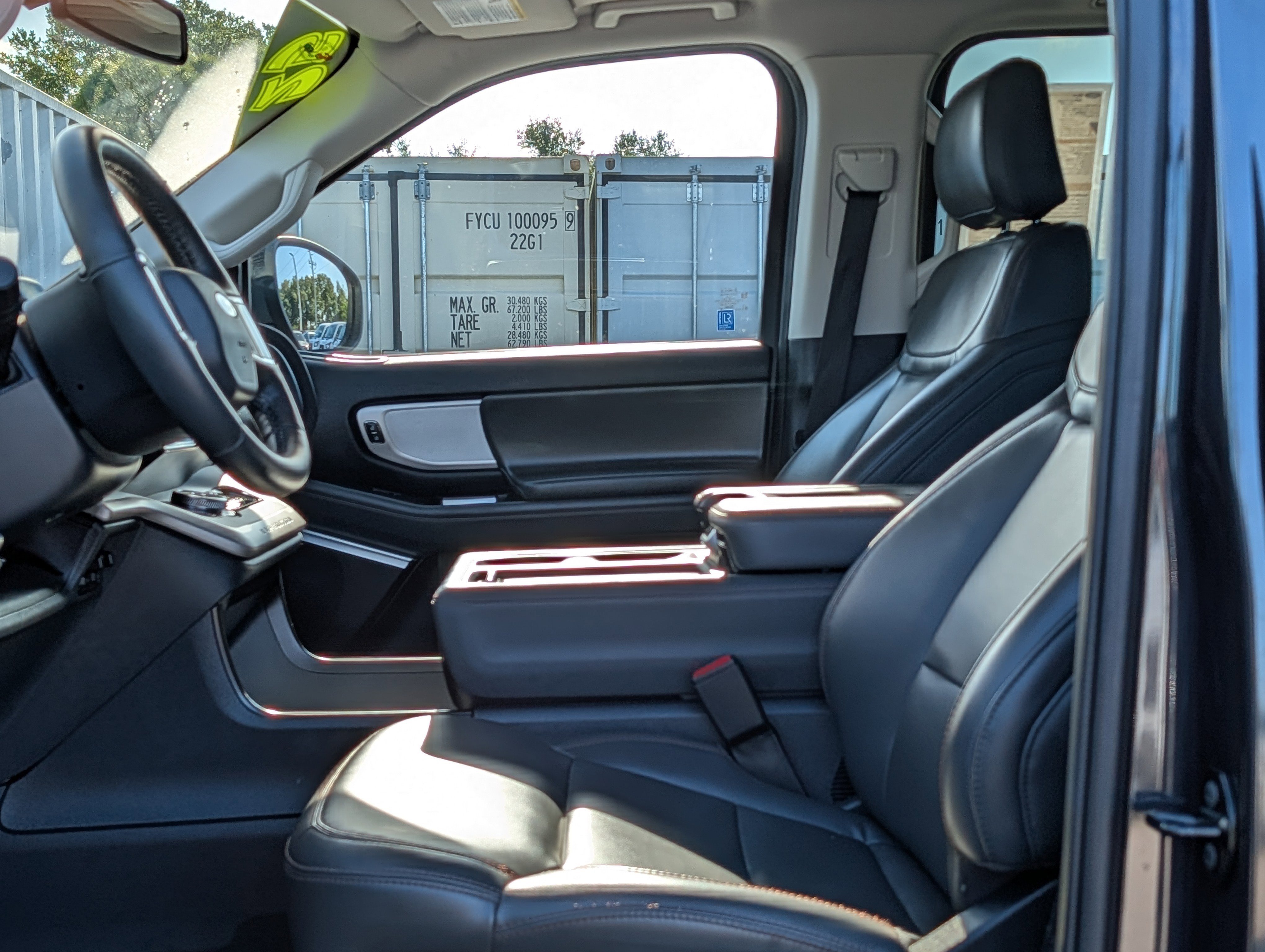 Certified 2025 Ford Expedition Active AWD/4WD image 24