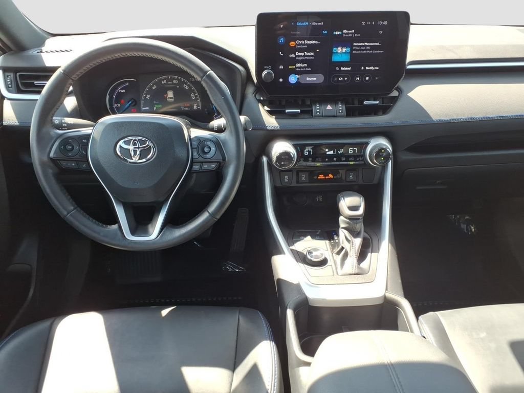 Used 2023 Toyota RAV4 XSE AWD/4WD image 14