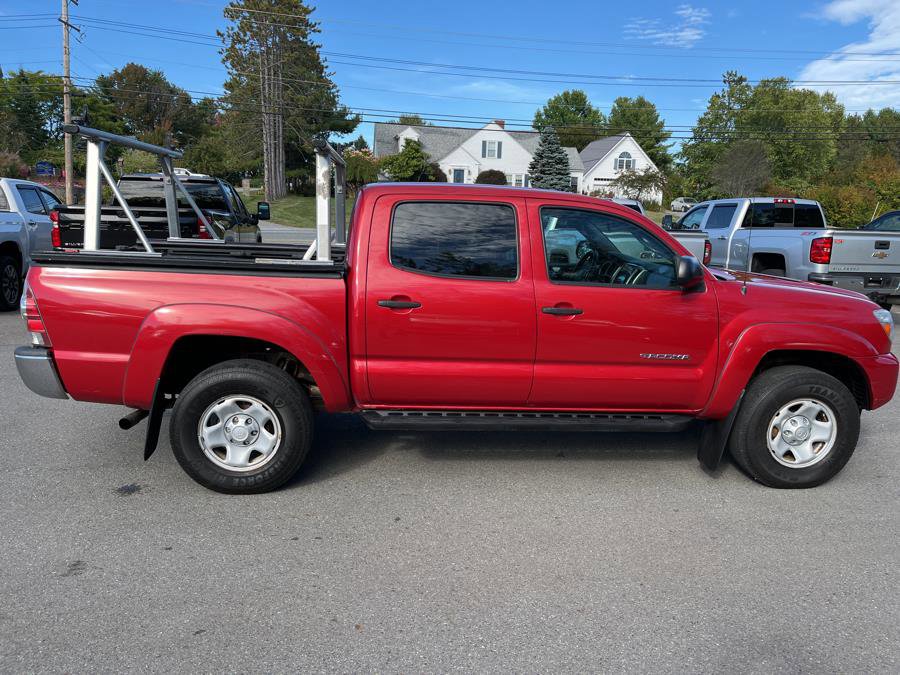 Used 2015 Toyota Tacoma 4x4 Double Cab image 2