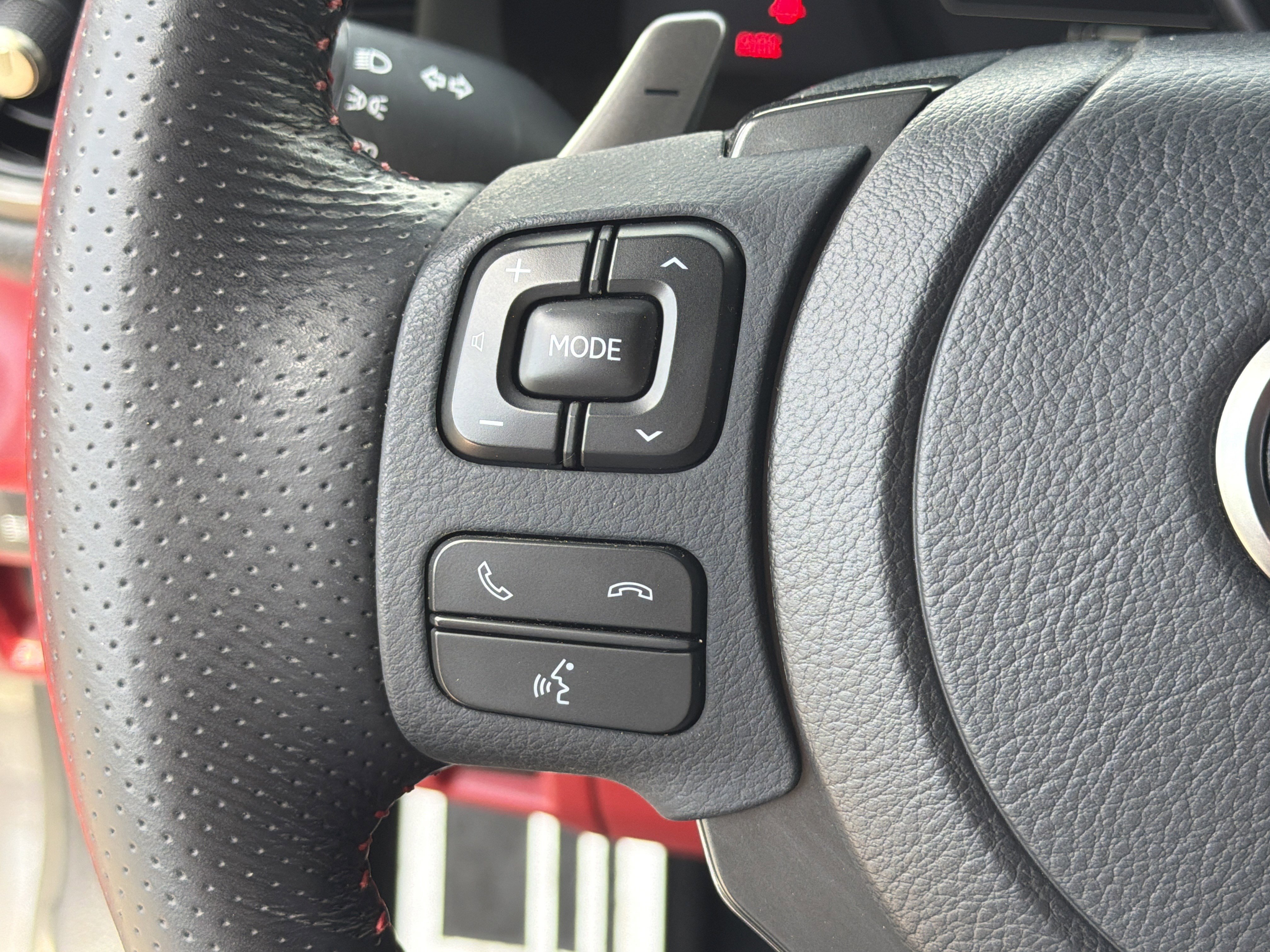 Used 2023 Lexus IS 350 F Sport w/ Memory Package RWD image 29