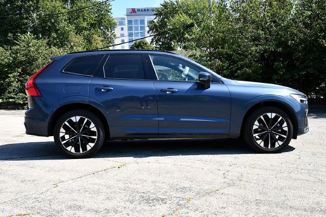 Certified 2026 Volvo XC60 B5 Plus AWD/4WD image 8