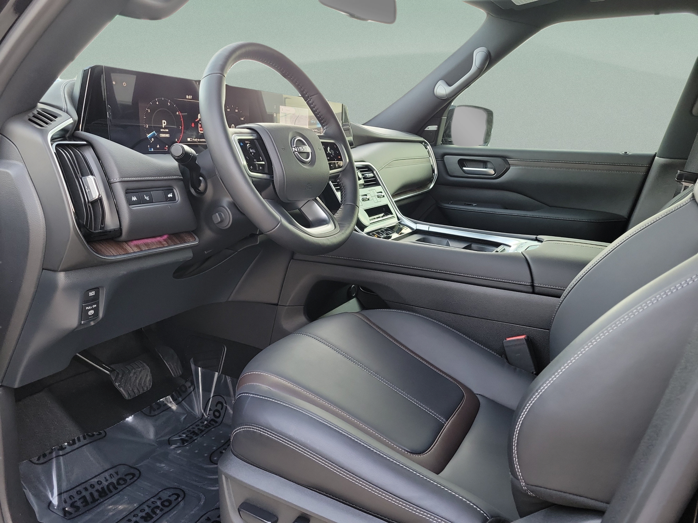 Used 2026 Nissan Armada SL w/ Captain's Chari Seat Package RWD image 15