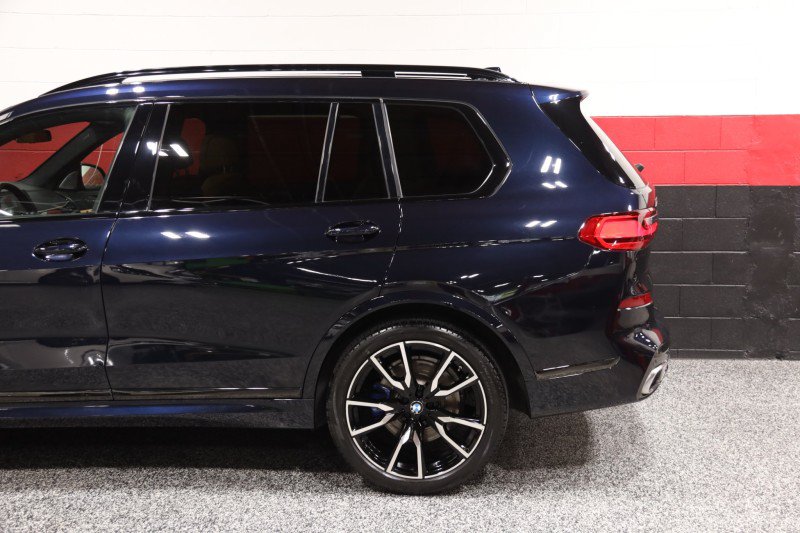 Used 2019 BMW X7 xDrive50i w/ M Sport Package AWD/4WD image 22