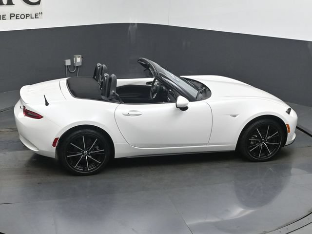 Used 2024 MAZDA MX-5 Miata Grand Touring w/ Weather Package RWD image 38