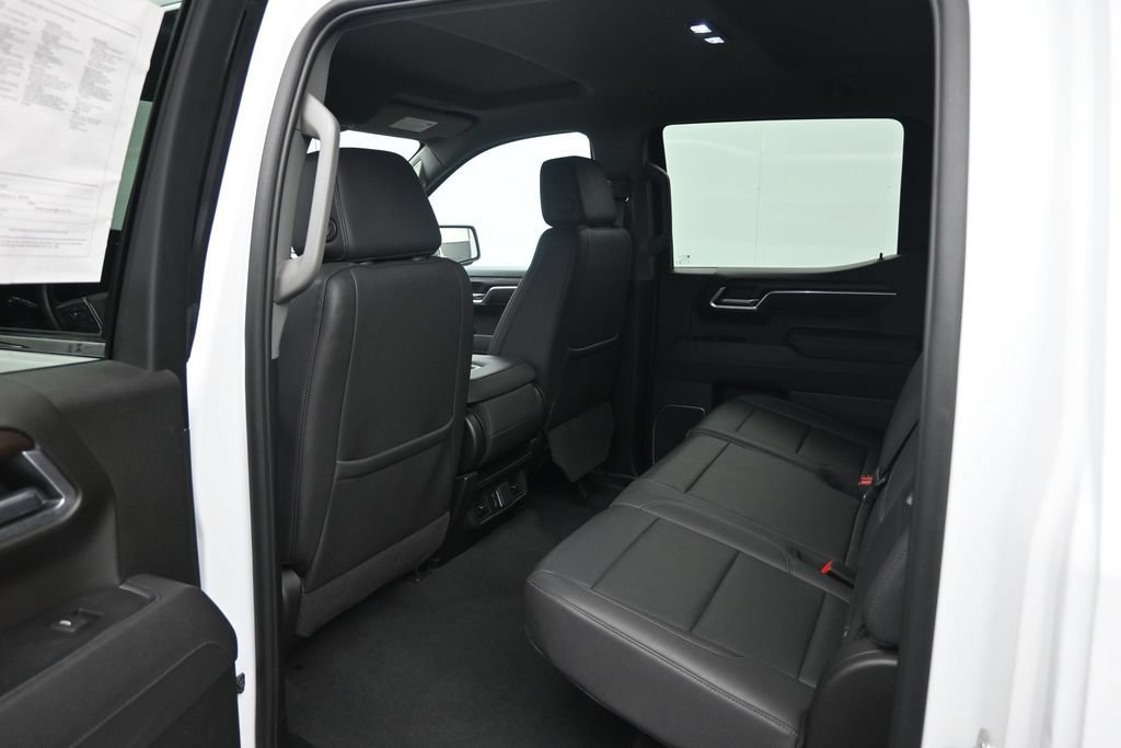 Used 2025 GMC Sierra 1500 SLT AWD/4WD image 24