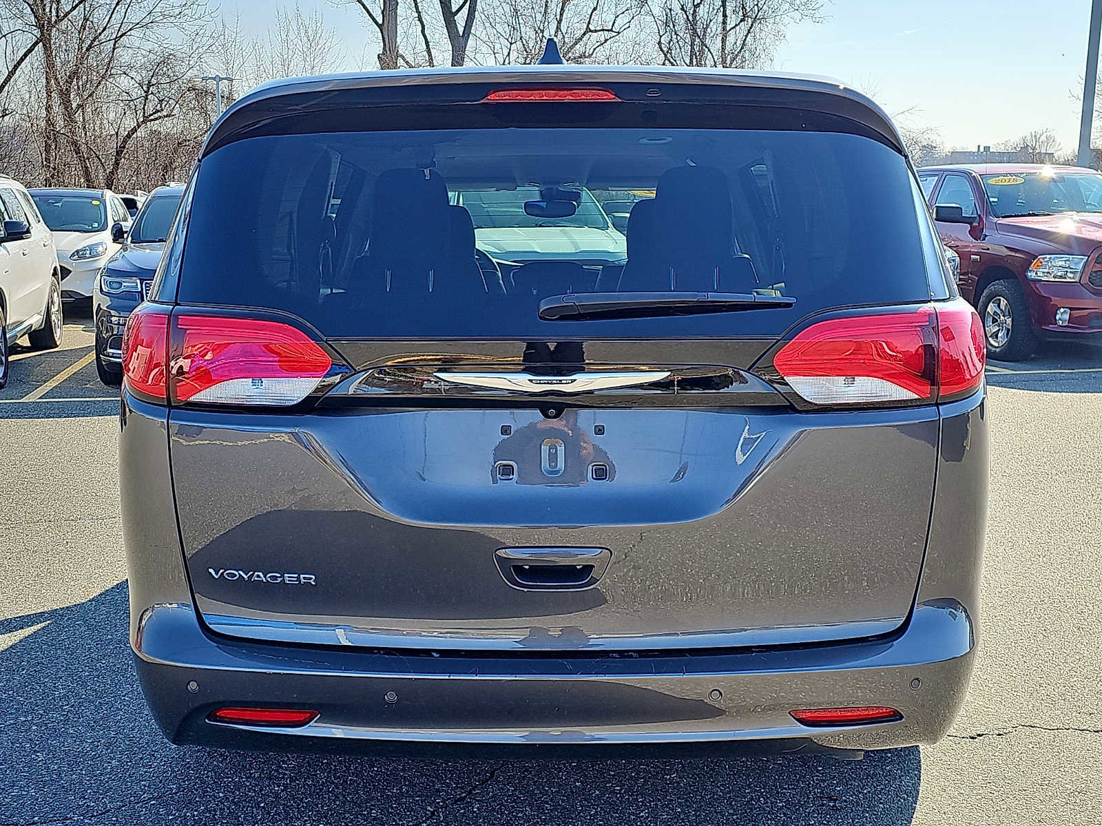 Used 2022 Chrysler Voyager LX w/ Fleet Security Group image 5