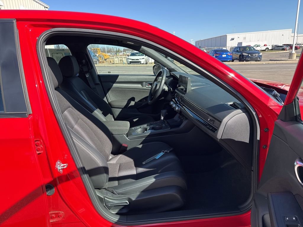 Used 2025 Honda Civic Sport image 38