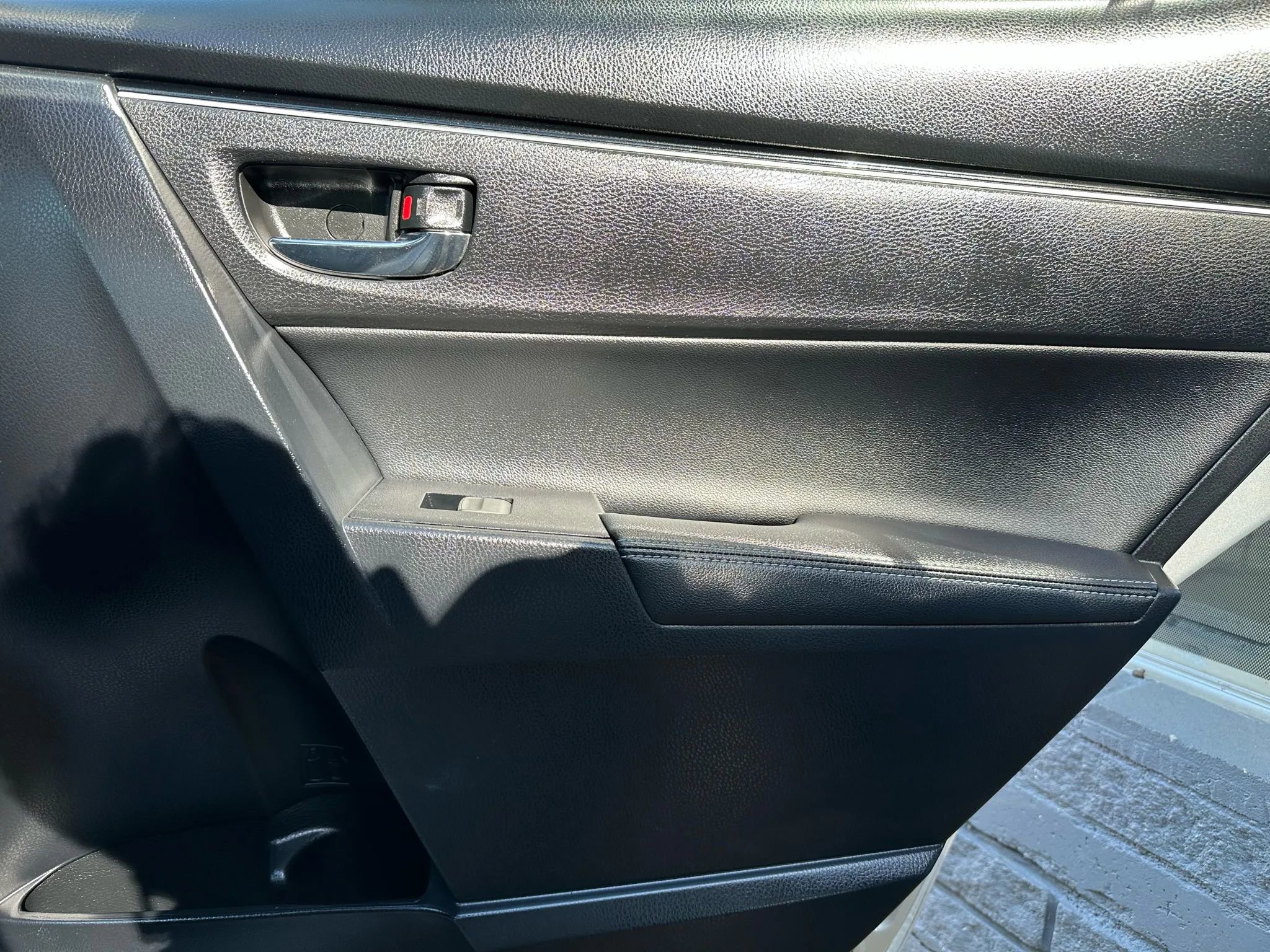 Used 2017 Toyota Corolla XLE w/ Carpet Mat Package (TMS) image 12