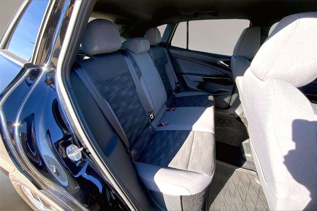 Used 2022 Volkswagen ID.4 Pro image 26