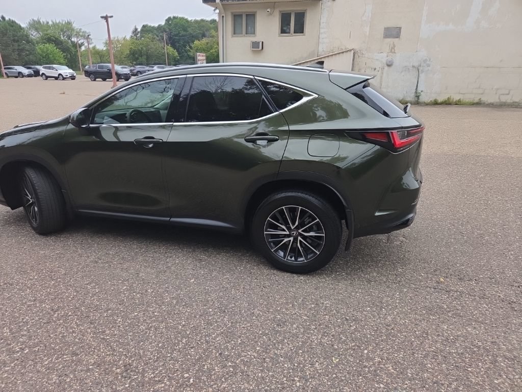 Used 2024 Lexus NX 350 AWD image 11