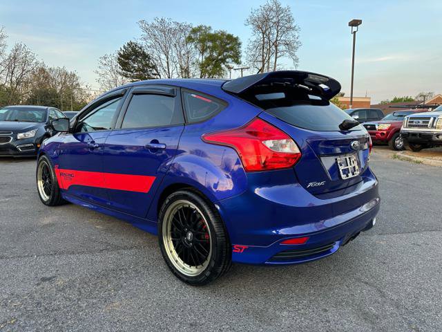 Used 2014 Ford Focus ST FWD image 7