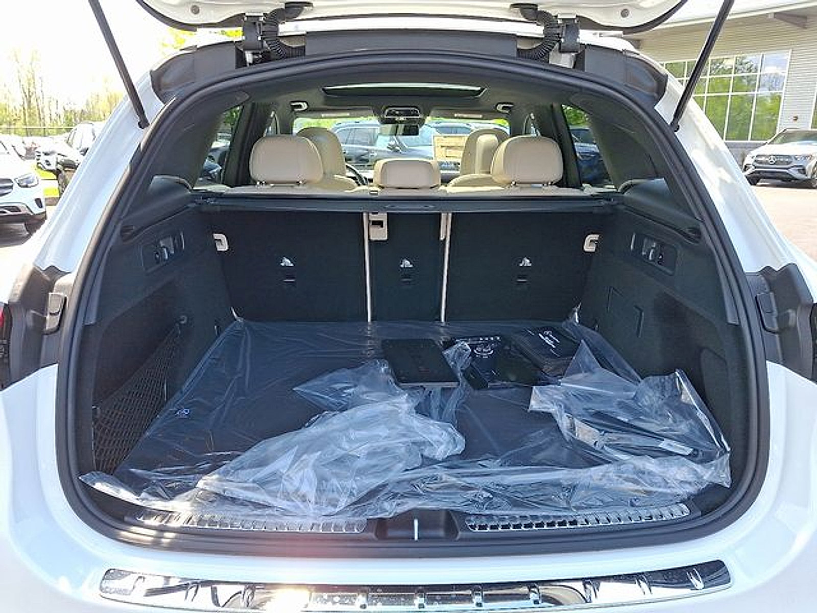 Used 2026 Mercedes-Benz GLC 300 4MATIC image 21