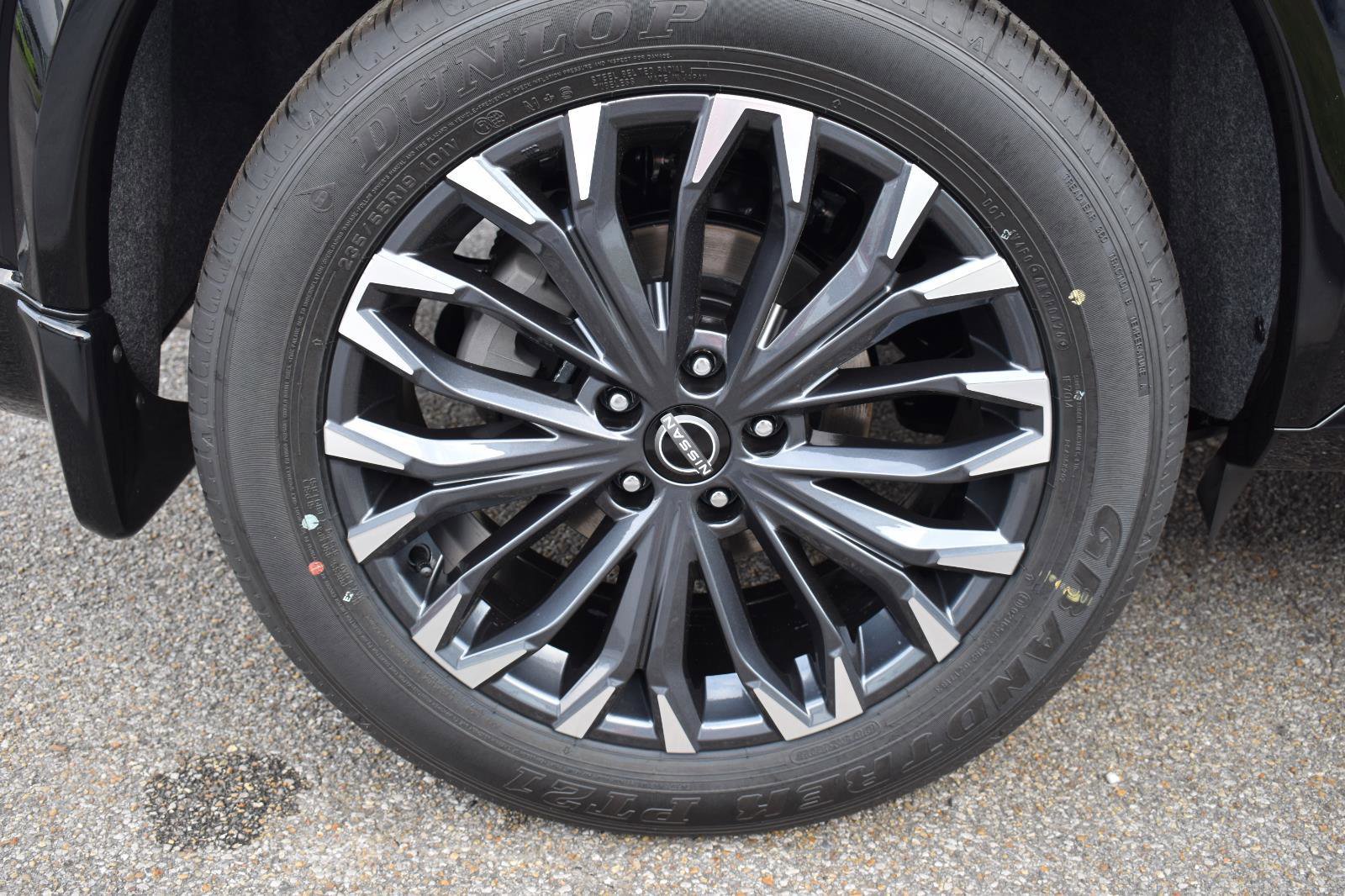 New 2026 Nissan Rogue Platinum AWD/4WD image 12