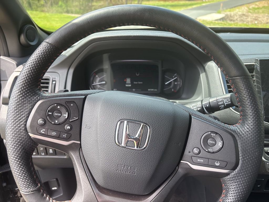 Used 2024 Honda Passport TrailSport image 13
