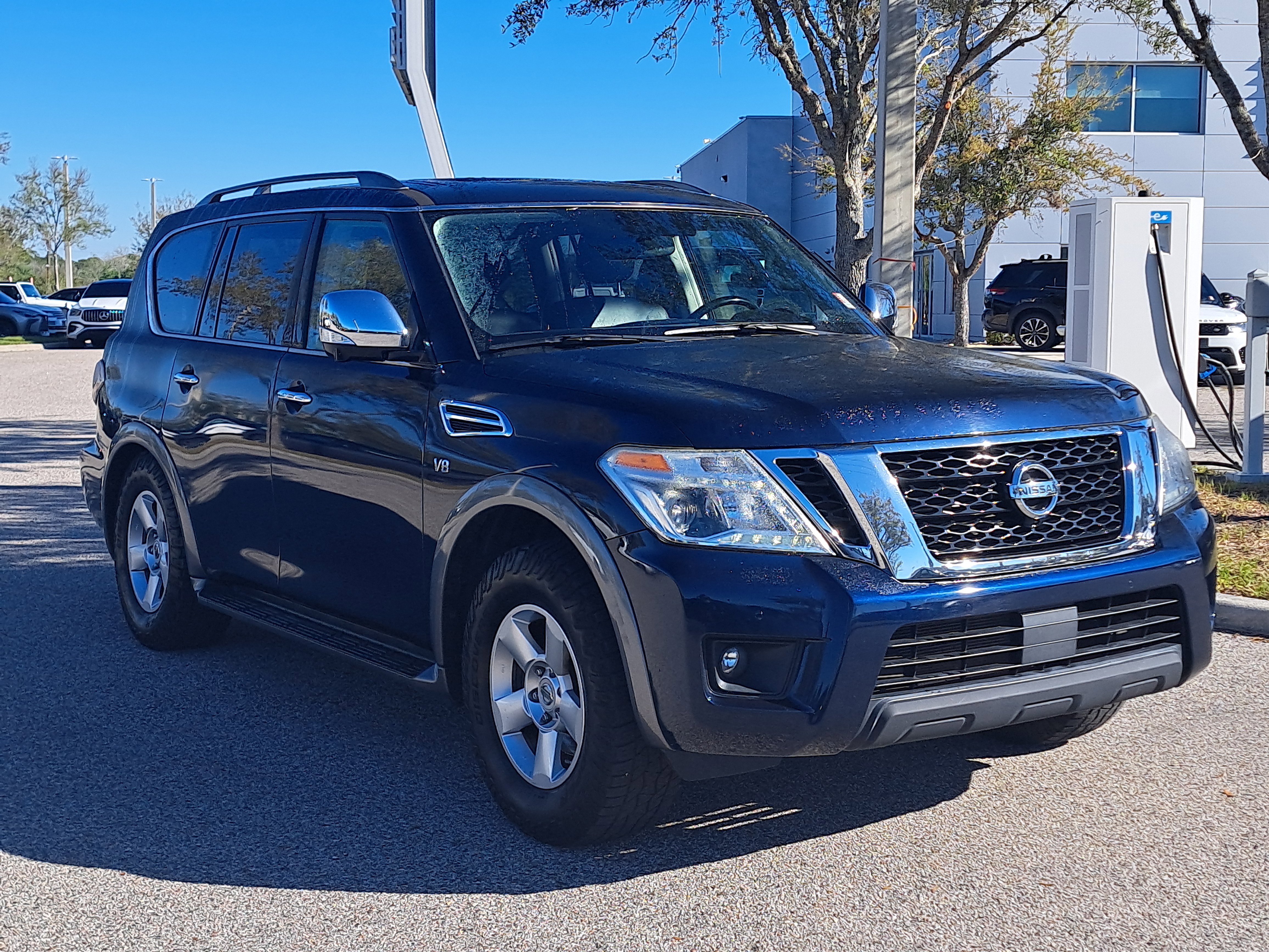 Used 2018 Nissan Armada SL w/ Moonroof Package RWD image 3