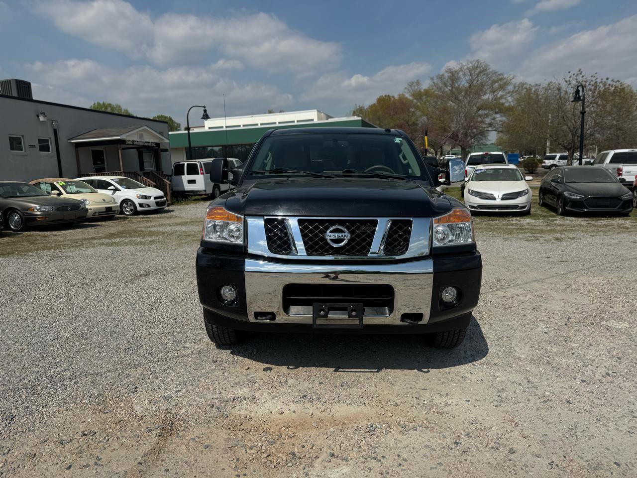 Used 2013 Nissan Titan SV w/ SV Value Truck Pkg image 2