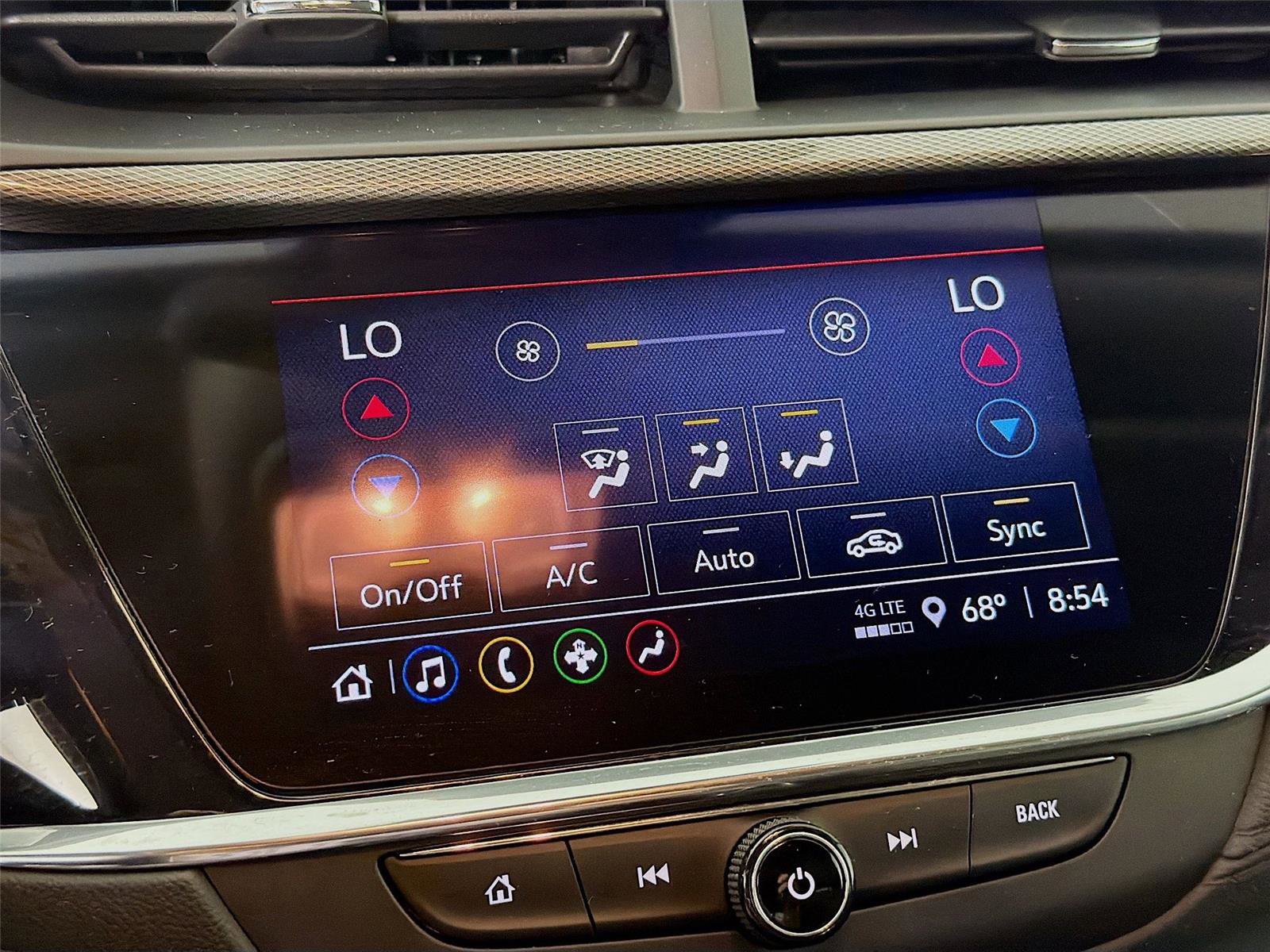 Used 2023 Buick Encore GX Select image 16