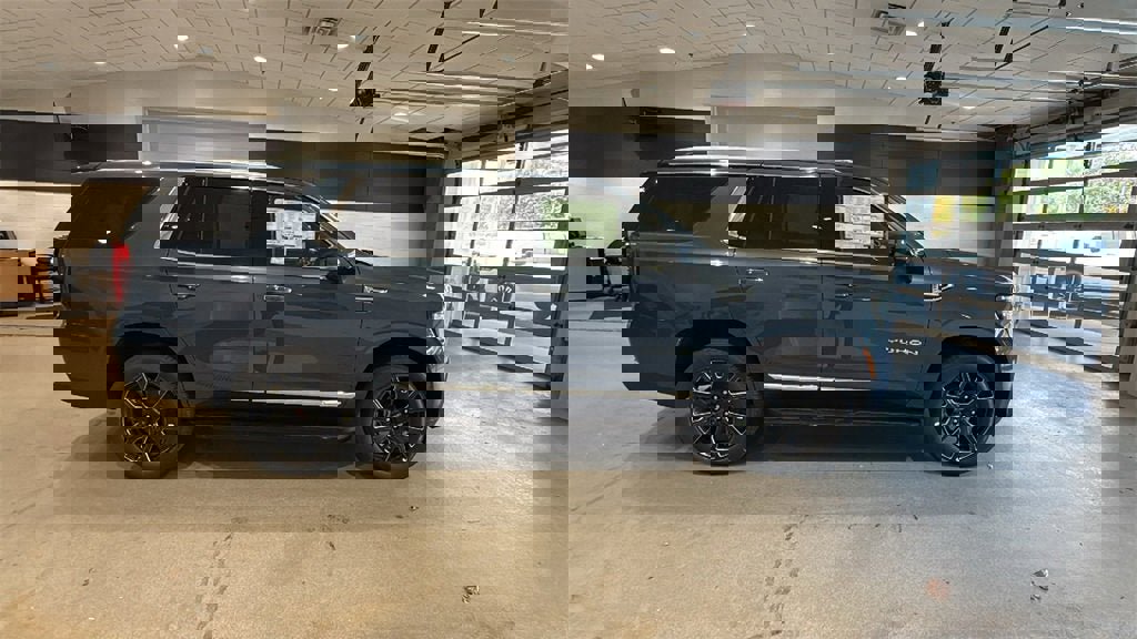 New 2026 GMC Yukon Elevation image 8