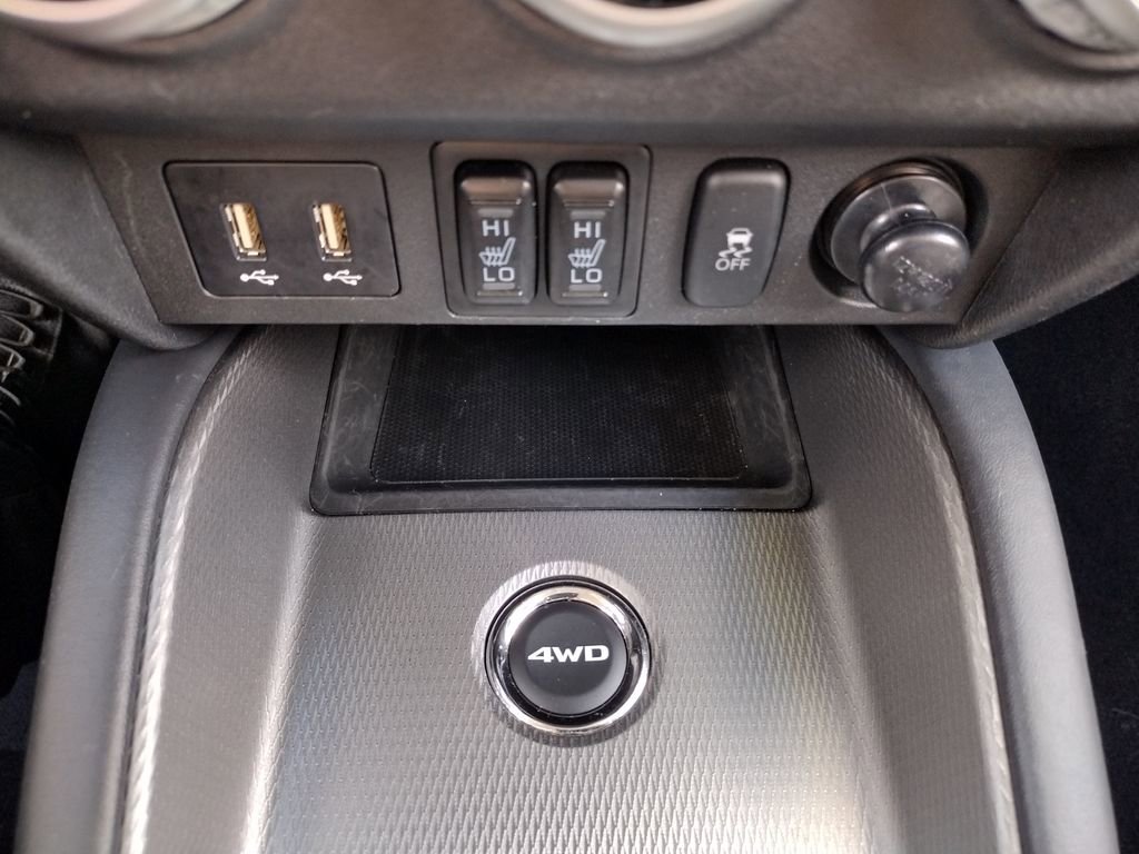 Used 2025 Mitsubishi Outlander Sport SE image 28