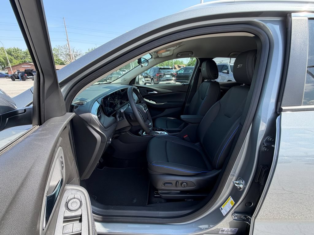 New 2026 Buick Encore GX Sport Touring w/ Advanced Technology Package FWD image 15