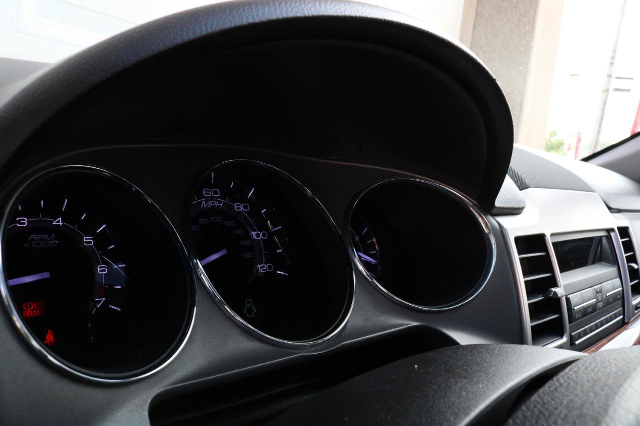 Used 2011 Lincoln MKZ FWD image 25