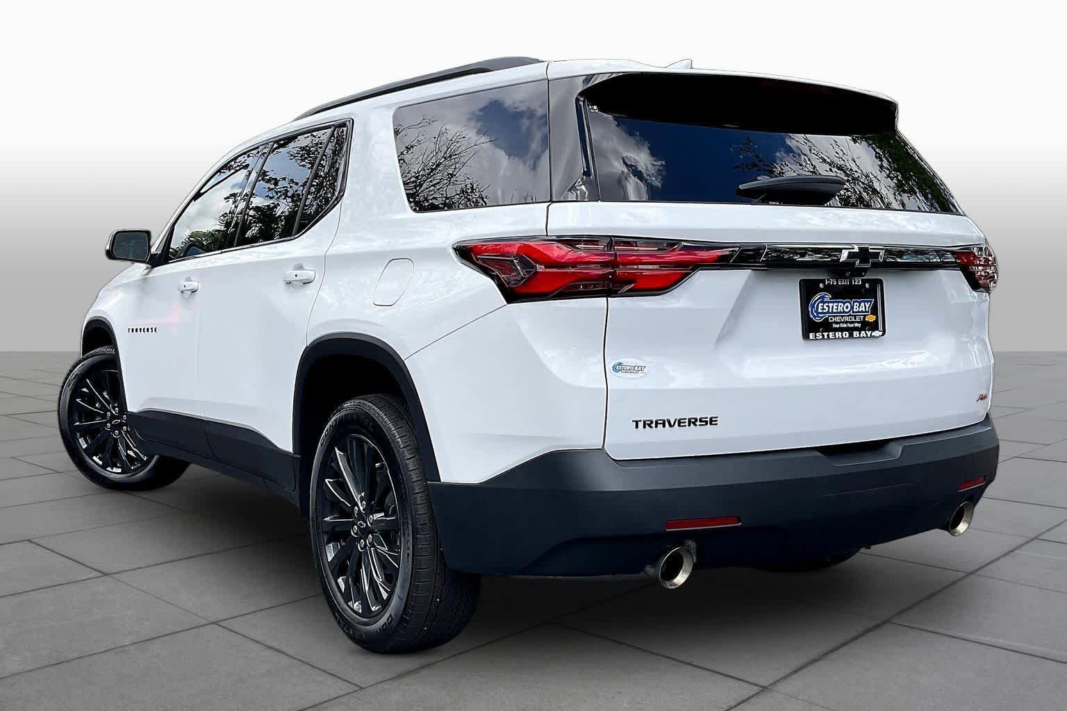 Certified 2023 Chevrolet Traverse RS FWD image 12