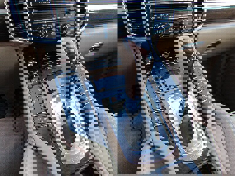 Used 2013 Porsche Cayenne image 14