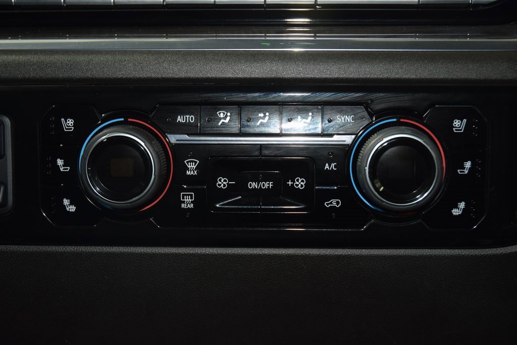 Certified 2024 Chevrolet Silverado 2500 LTZ w/ LTZ Convenience Package image 37