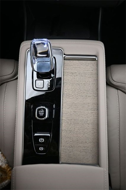 New 2026 Volvo XC90 B6 Ultra image 10