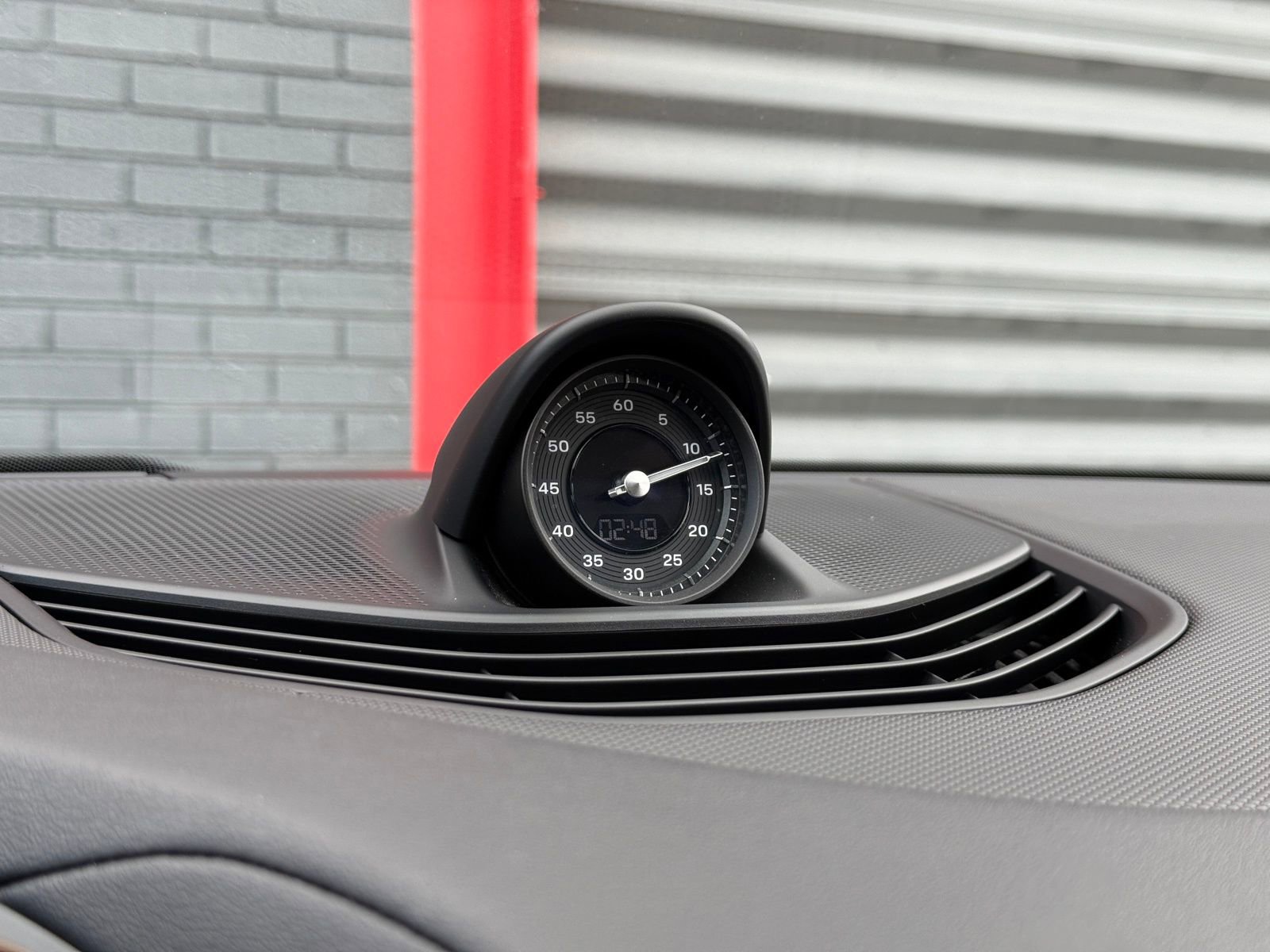 Used 2020 Porsche Taycan 4S w/ Premium Package image 23