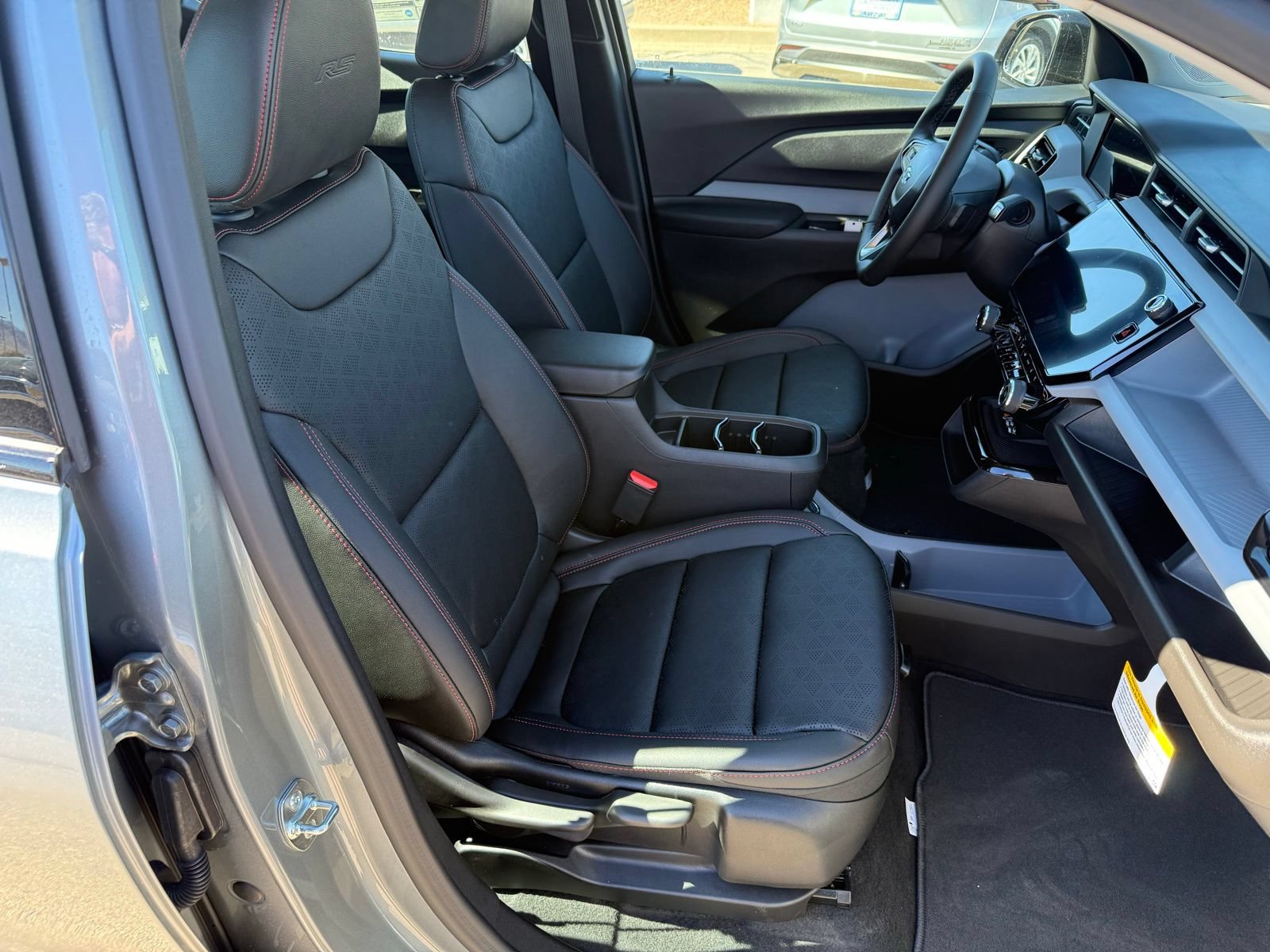 New 2027 Chevrolet Bolt RS w/ Technology Package FWD image 34