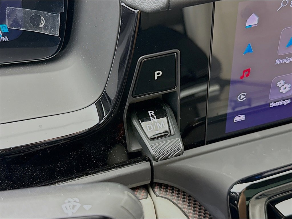 Certified 2025 Porsche Panamera GTS image 23