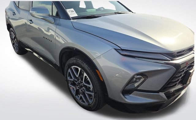 Used 2025 Chevrolet Blazer RS FWD image 7