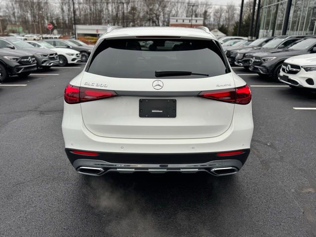 Used 2026 Mercedes-Benz GLC 300 4MATIC image 4