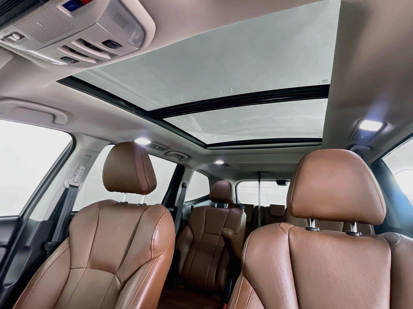 Used 2019 Subaru Ascent Touring AWD/4WD image 11