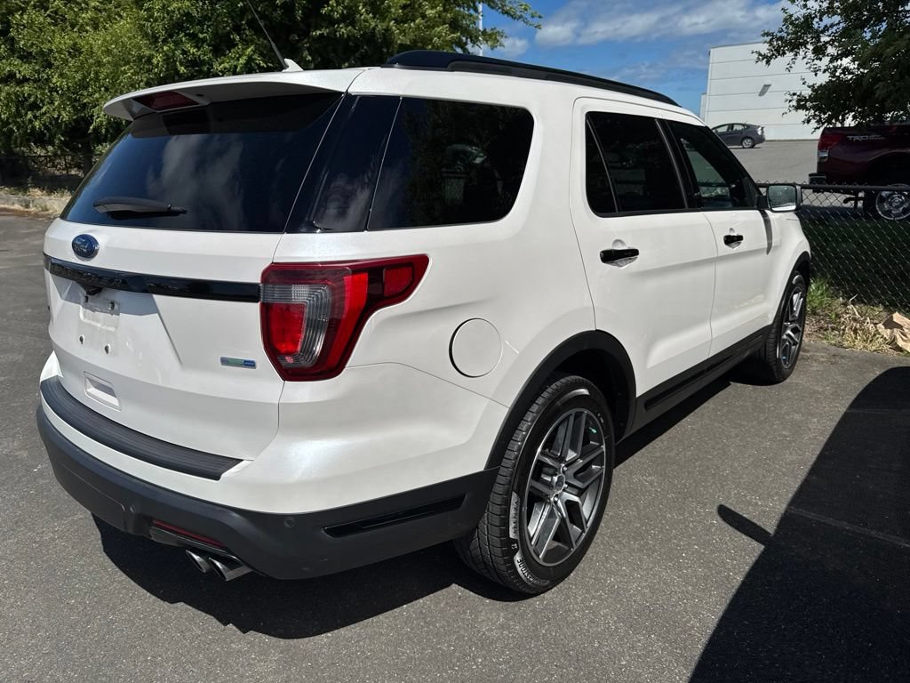 Used 2019 Ford Explorer Sport w/ Ford Safe & Smart Package AWD/4WD image 6
