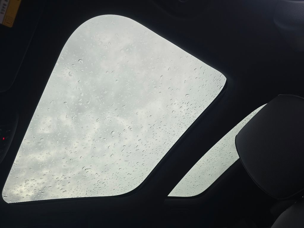 New 2026 Mercedes-Benz GLB 250 4MATIC image 3