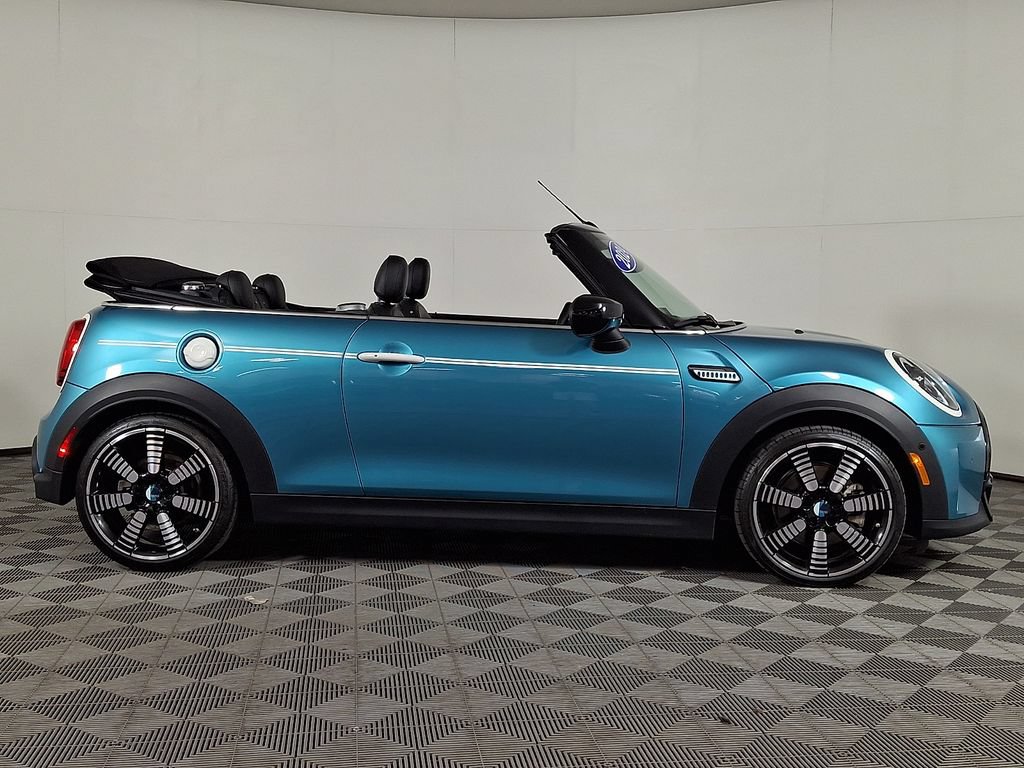 Used 2024 MINI Cooper S w/ Seaside Edition FWD image 10