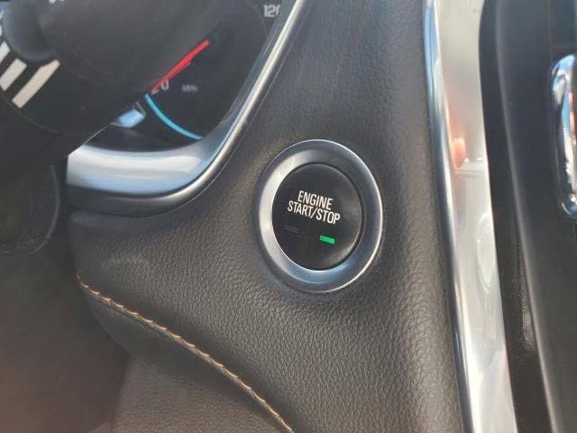 Used 2020 Chevrolet Traverse LT w/ Driver Confidence II Package image 28