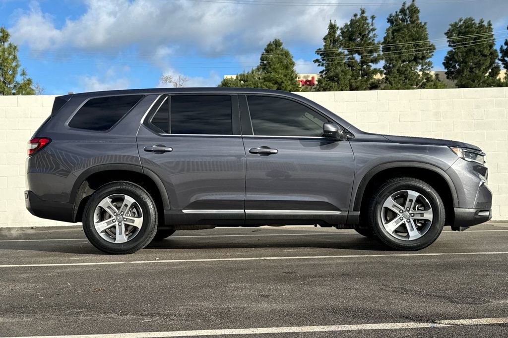 Certified 2023 Honda Pilot EX-L image 6