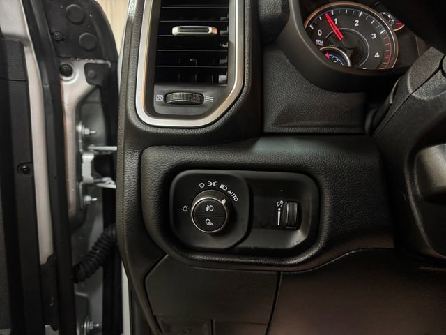 New 2026 RAM 3500 Big Horn AWD/4WD image 27