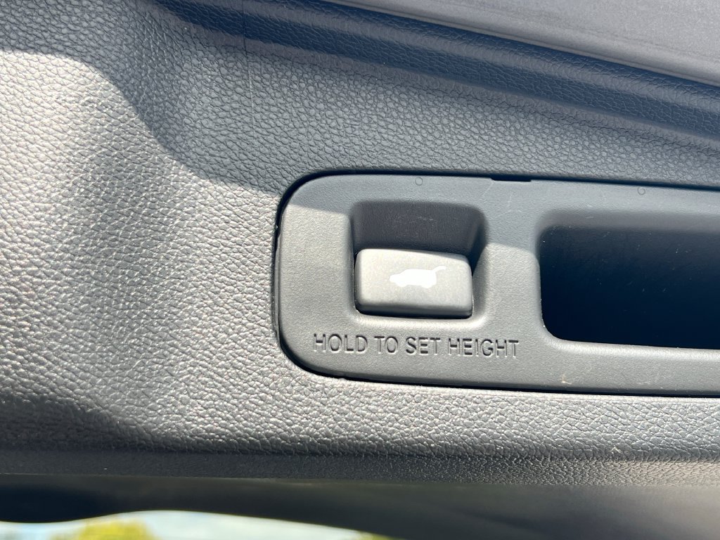 Used 2018 Honda CR-V Touring image 34