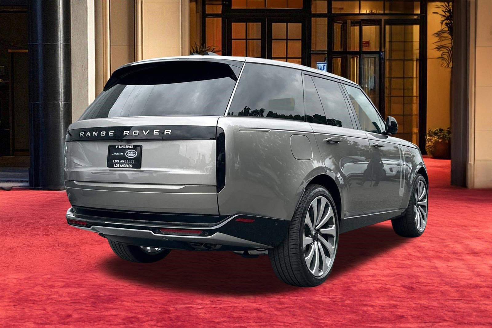 New 2026 Land Rover Range Rover SE AWD/4WD image 8