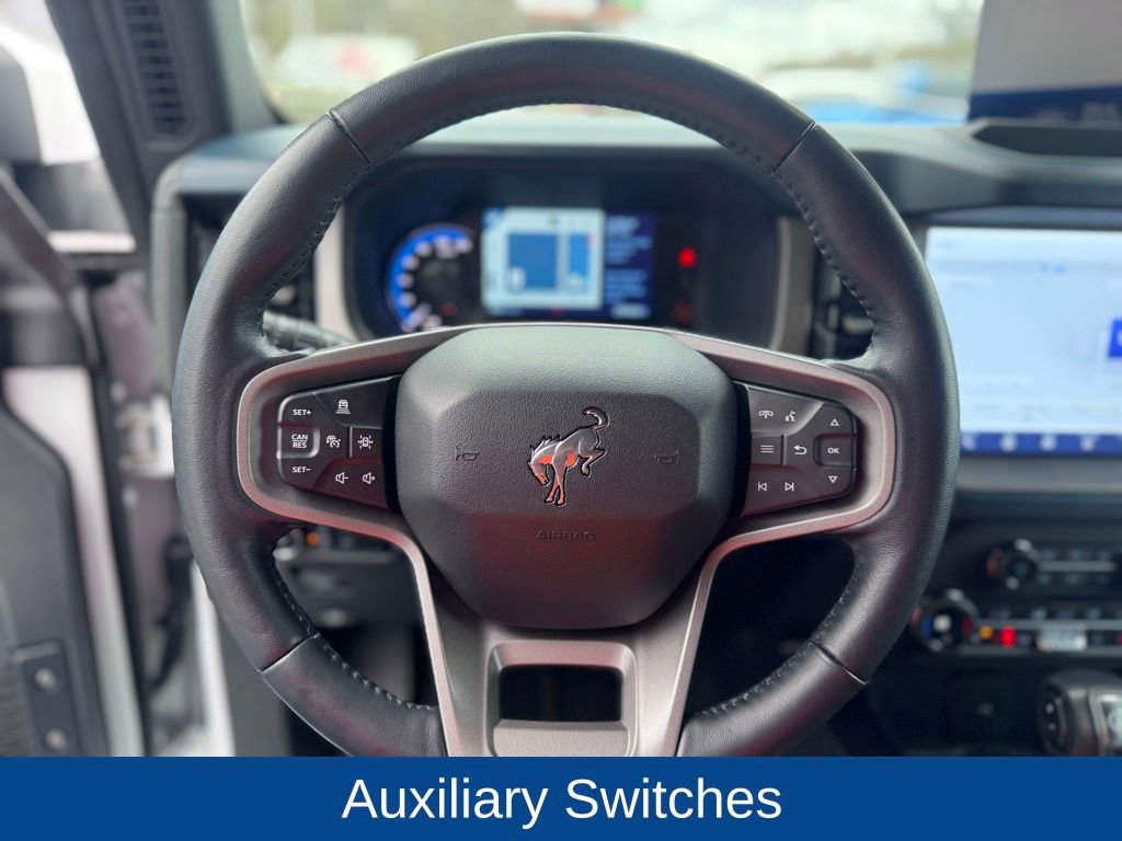 Used 2024 Ford Bronco Outer Banks image 11