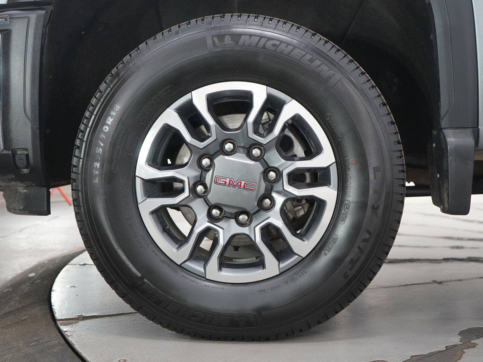 Used 2024 GMC Sierra 2500 SLE w/ SLE Convenience Package image 28